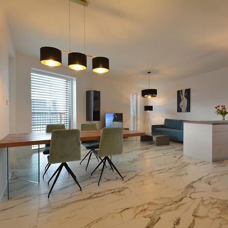 Apartments Sered Sered' Extérieur photo